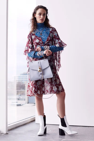 Look 27